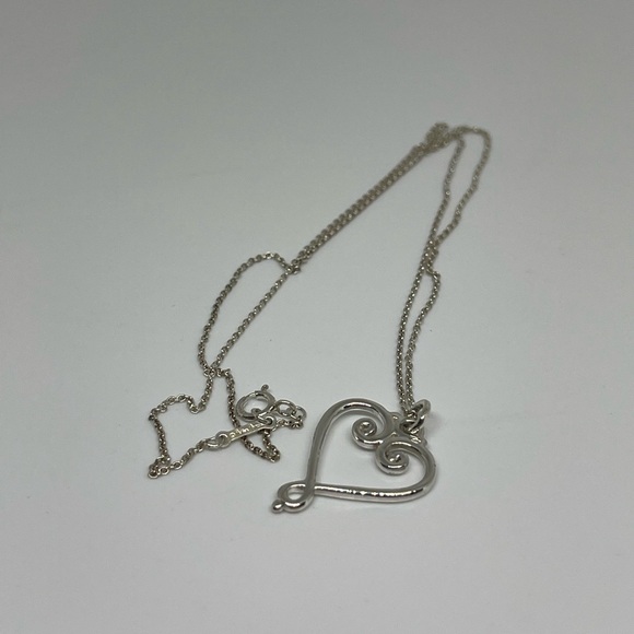 Tiffany & Co. Venezia Goldoni Heart Necklace - Picture 8 of 10